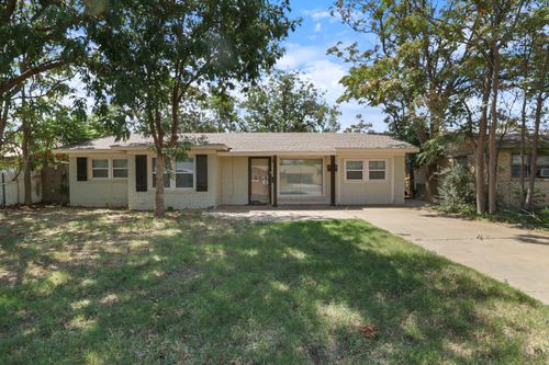 2203 37th St, Lubbock, TX, 79412-1110 | Card Image