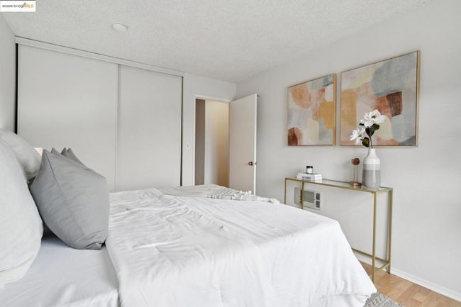 APT-320 - 960 Shorepoint Ct, Condo with 2 bedrooms, 2 bathrooms and 2 parking in Alameda CA | Image 38