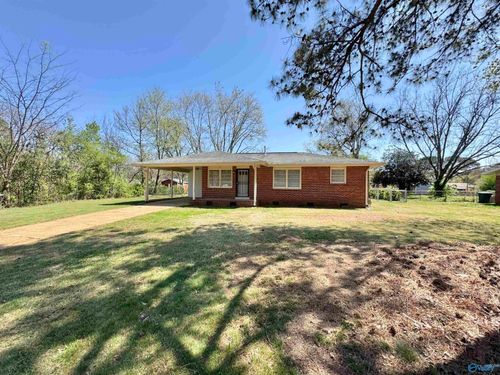 2208 Glen Iris Cir Nw, Huntsville, AL, 35810-4146 | Card Image