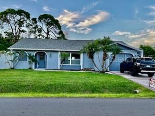 440 Cypress Rd, Venice, FL, 34293-7852 | Card Image