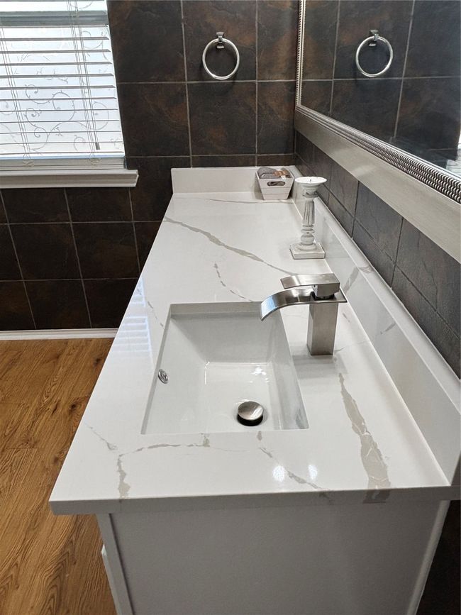 4026 Red Rock Dr, House other with 4 bedrooms, 2 bathrooms and null parking in Heartland TX | Image 17