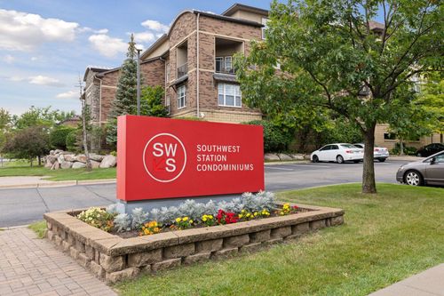 1104-13560 Technology Dr, Eden Prairie, MN, 55344-2225 | Card Image