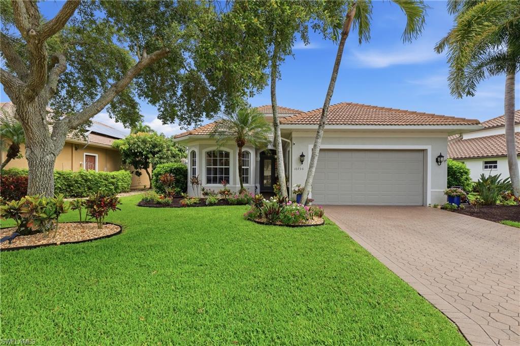 Residential in NAPLES 2