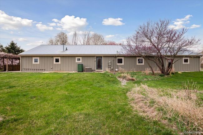 7830 Webster Church Rd, House other with 4 bedrooms, 2 bathrooms and null parking in Whitmore Lake MI | Image 9