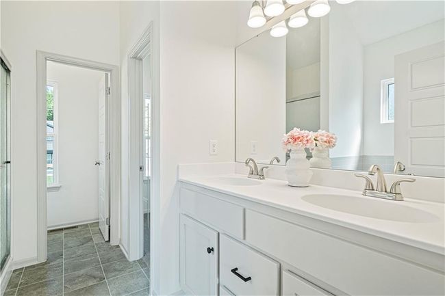 5919 Ne 118 Th St, House other with 4 bedrooms, 3 bathrooms and null parking in Kansas City MO | Image 25