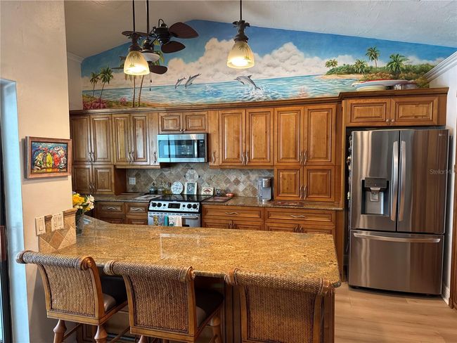 Kitchen Bar | Image 9