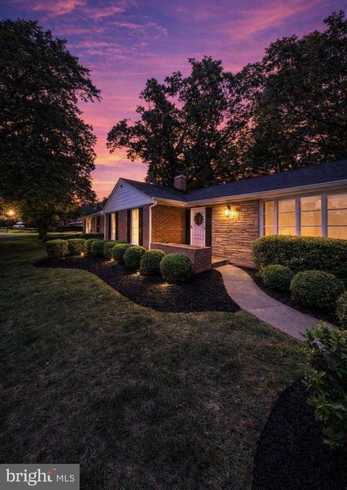 14 Thurston Dr, UPPER MARLBORO, MD, 20774-1426 | Card Image