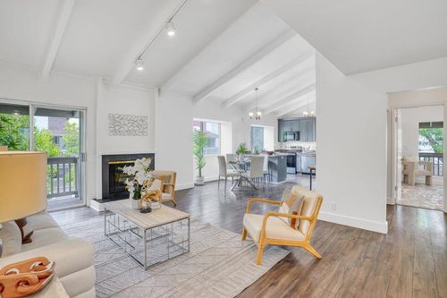 19220 Vineyard Ln, Saratoga, CA, 95070 | Card Image