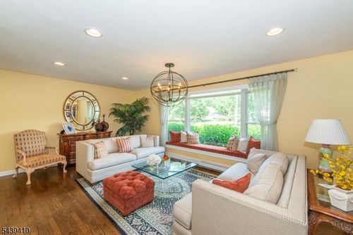 11 Crane Dr, Pine Brook, NJ, 07058-9530 | Card Image