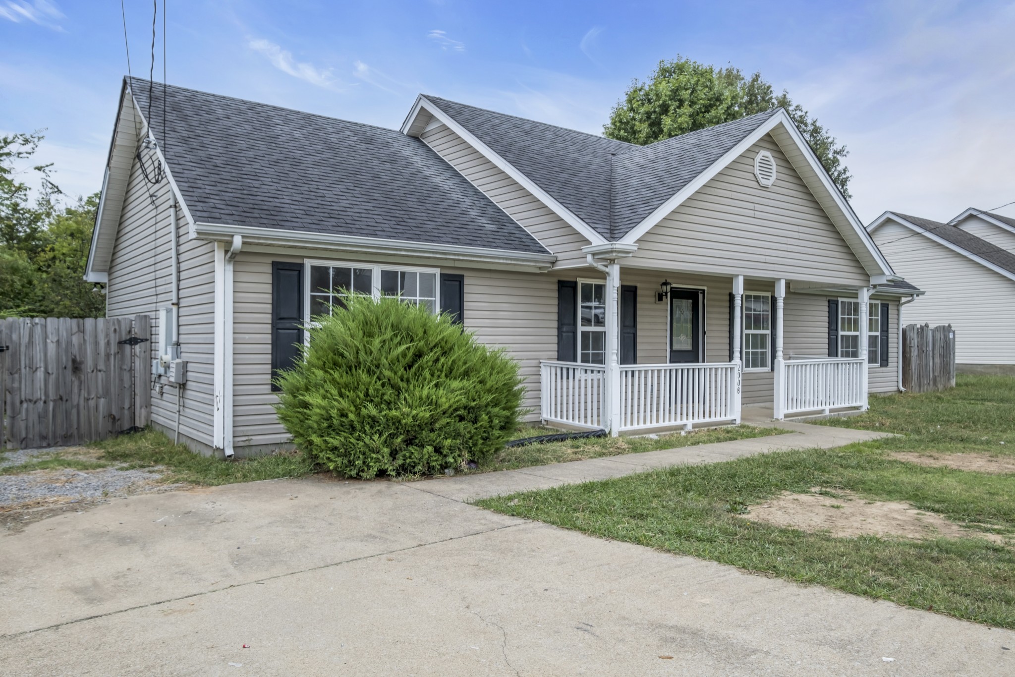 Penmar Dr, LA Vergne, TN 37086