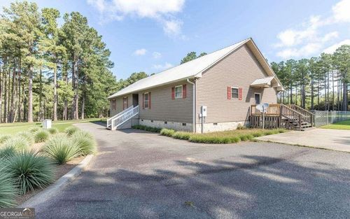 1058 David Mullis Rd, Rentz, GA, 31075-3427 | Card Image