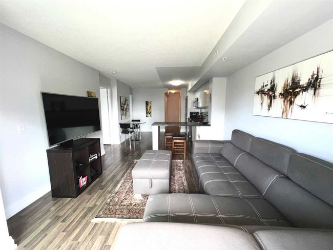 909E - 555 Wilson Ave, Condo with 2 bedrooms, 2 bathrooms and 1 parking in North York ON | Image 6