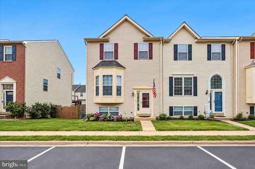 533 Tuliptree Sq Ne, LEESBURG, VA, 20176-4015 | Card Image