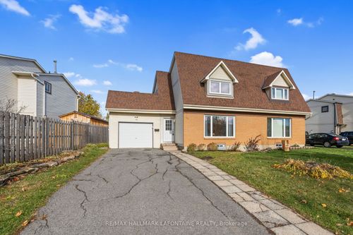 303 Mockingbird Dr, Orleans, ON, K1E2A4 | Card Image