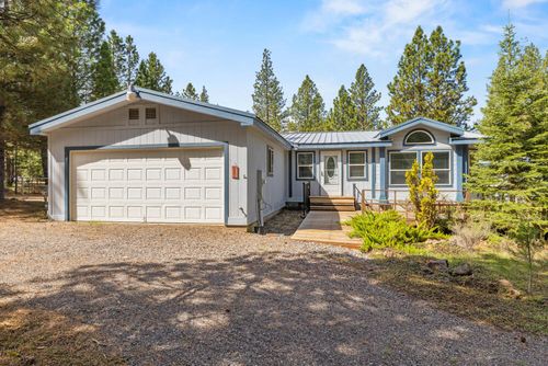 22604 Horseshoe Way, Klamath Falls, OR, 97601-9198 | Card Image