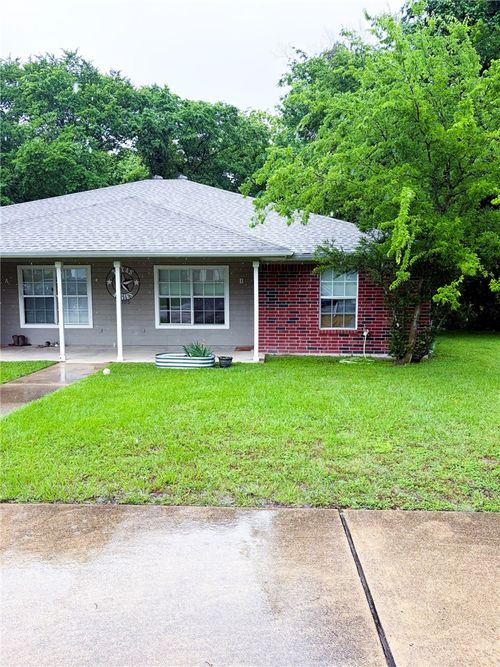 b-1005 Autumn Cir, College Station, TX, 77840-2282 | Card Image