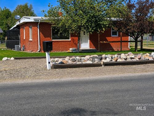 1937 4th Ave E, Twin Falls, ID, 83301-7403 | Card Image