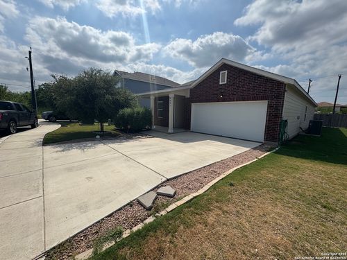 8607 Rock Mdw, Converse, TX, 78109-3183 | Card Image