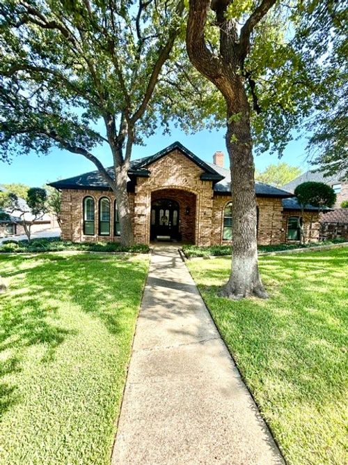 4909 Rockford Ct, Arlington, TX, 76017-3182 | Card Image