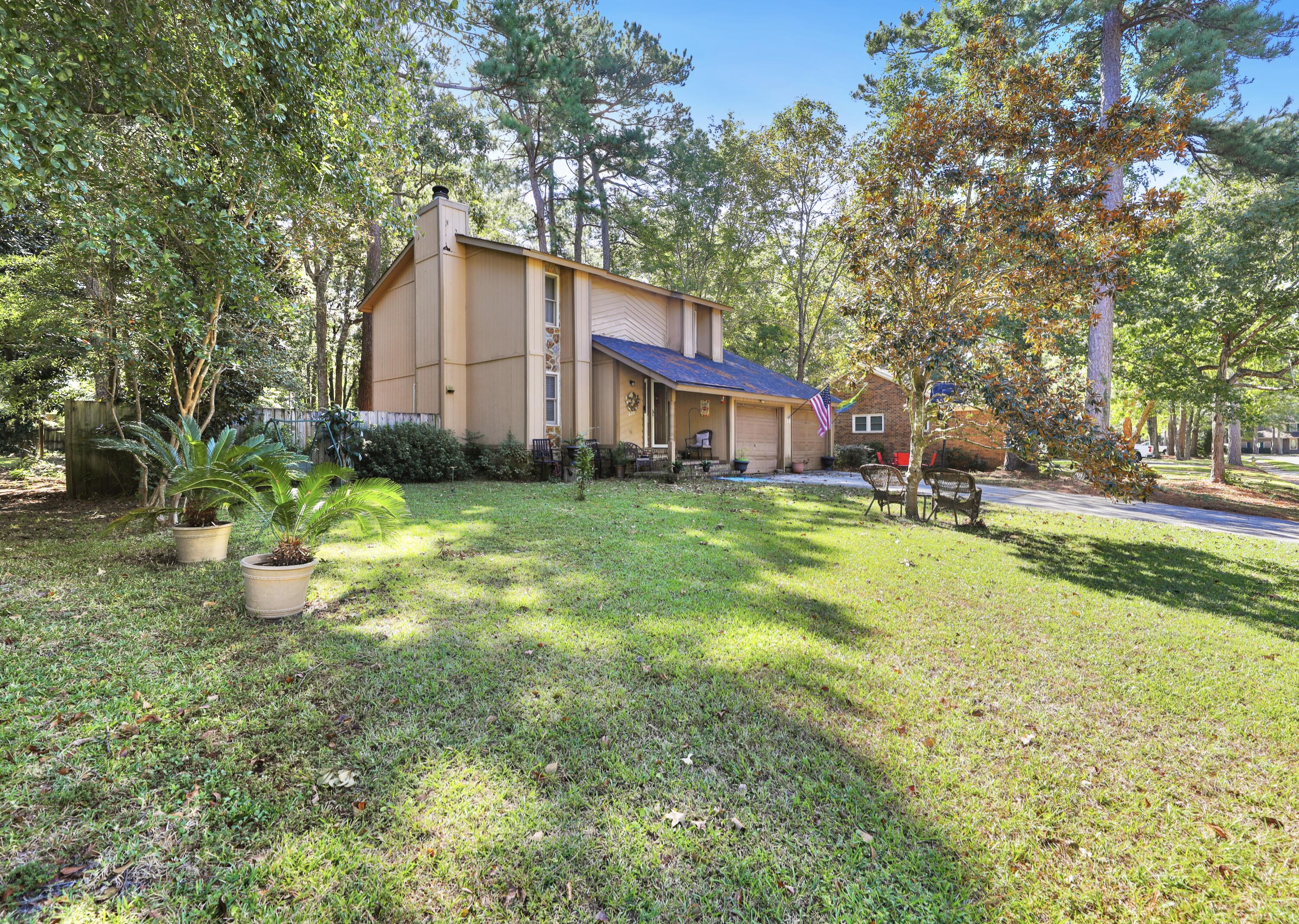Southwold Cir, Goose Creek, SC 29445