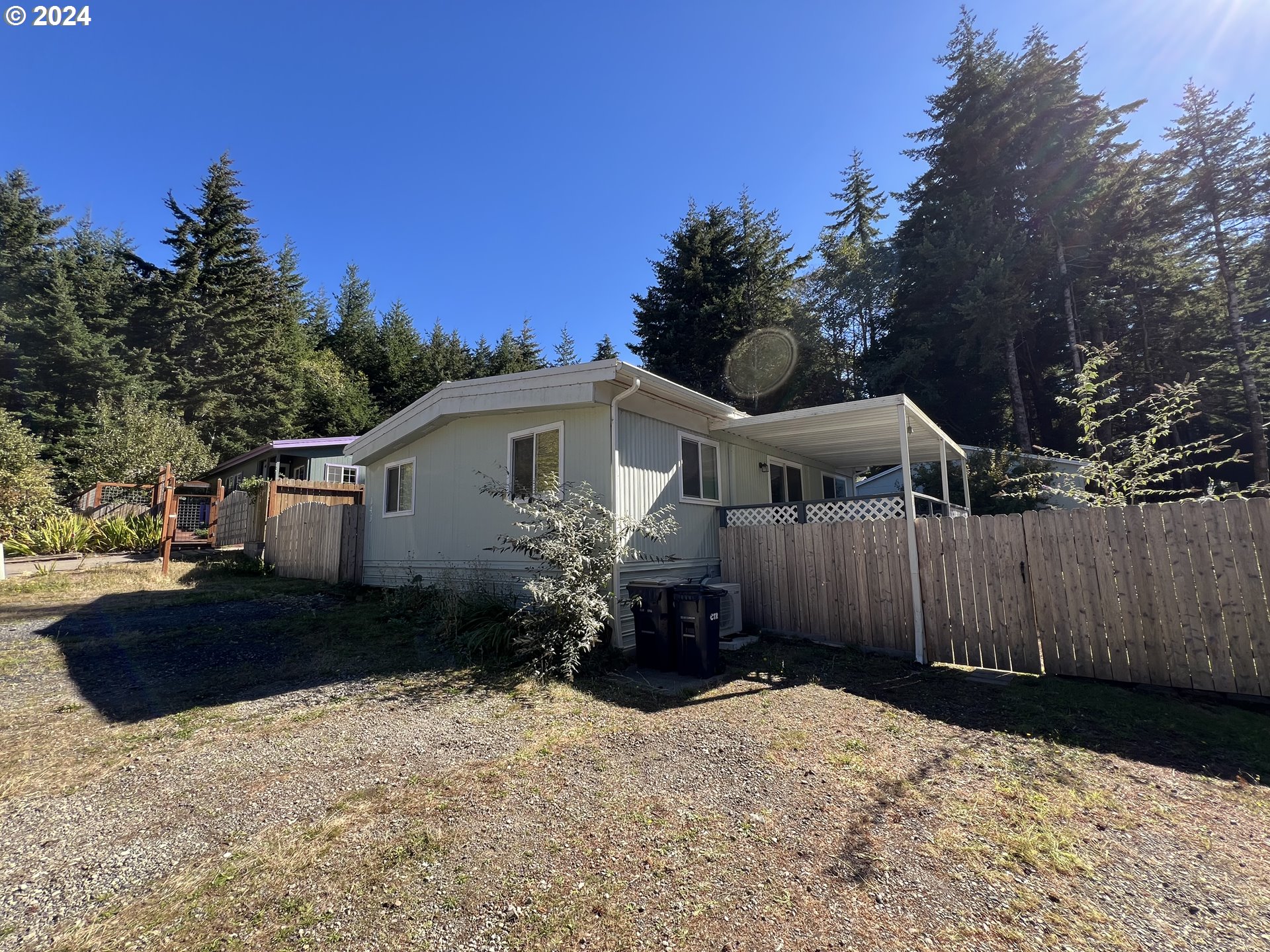 Woodglen St, Port Orford, OR 97465