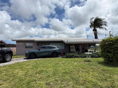 2490 Nw 12th Ct, Pompano Beach, FL, 33069 | Card Image