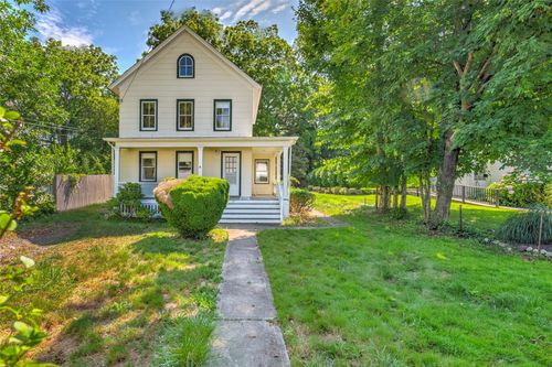 2 Shore Rd, East Setauket, NY, 11733-3965 | Card Image