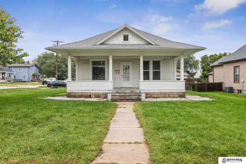 2064 Washington St, Blair, NE, 68008-1544 | Card Image