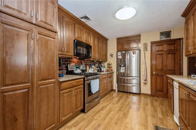 5 Brothers Rd, House other with 3 bedrooms, 3 bathrooms and 2 parking in Wappingers Falls NY | Image 4