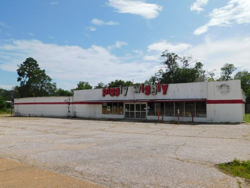 1728 Main St, Haynesville, LA, 71038-5000 | Card Image