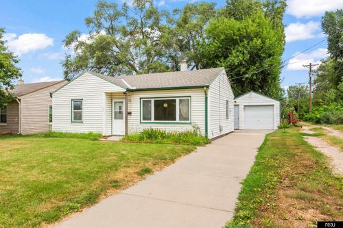 308 W 29th Ave, Bellevue, NE, 68005-5506 | Card Image