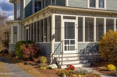 Screened front porch | Image 2