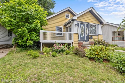 212 La Plaza Court, Royal Oak, MI, 48073 | Card Image