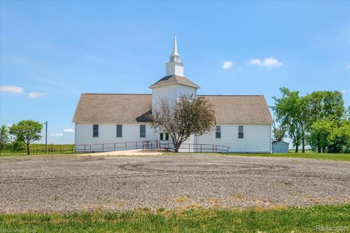 3909 S Van Dyke Road, Marlette, MI, 48453 | Card Image