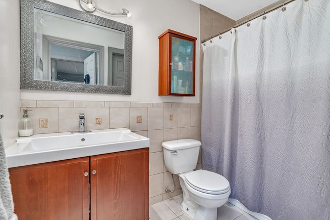 1 Red Wing Ct, House other with 4 bedrooms, 2 bathrooms and 2 parking in Woodridge IL | Image 11