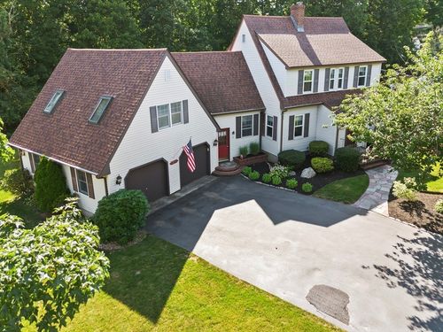17 Perry Ave, Lynnfield, MA, 01940-1840 | Card Image