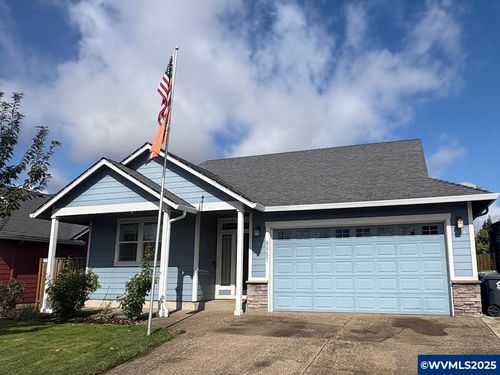 9857 Fox St, Aumsville, OR, 97325-9619 | Card Image