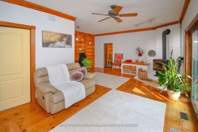 527 Big Bay Point Rd, House other with 5 bedrooms, 4 bathrooms and 10 parking in Innisfil ON | Image 16