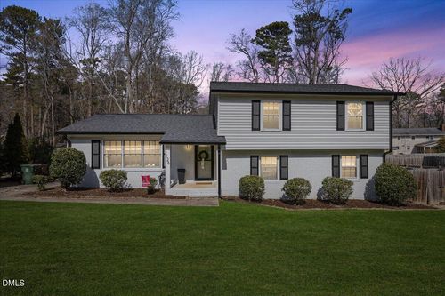 1126 Manchester Dr, Cary, NC, 27511-4810 | Card Image
