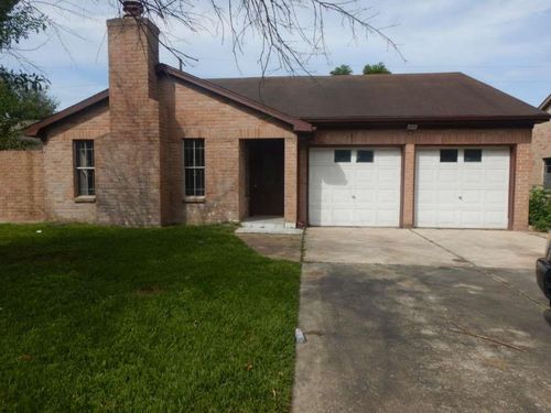 7222 Northleaf Dr, Houston, TX, 77086-1844 | Card Image