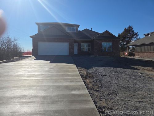 1532 E Grayson Ave, Sapulpa, OK, 74066-4908 | Card Image