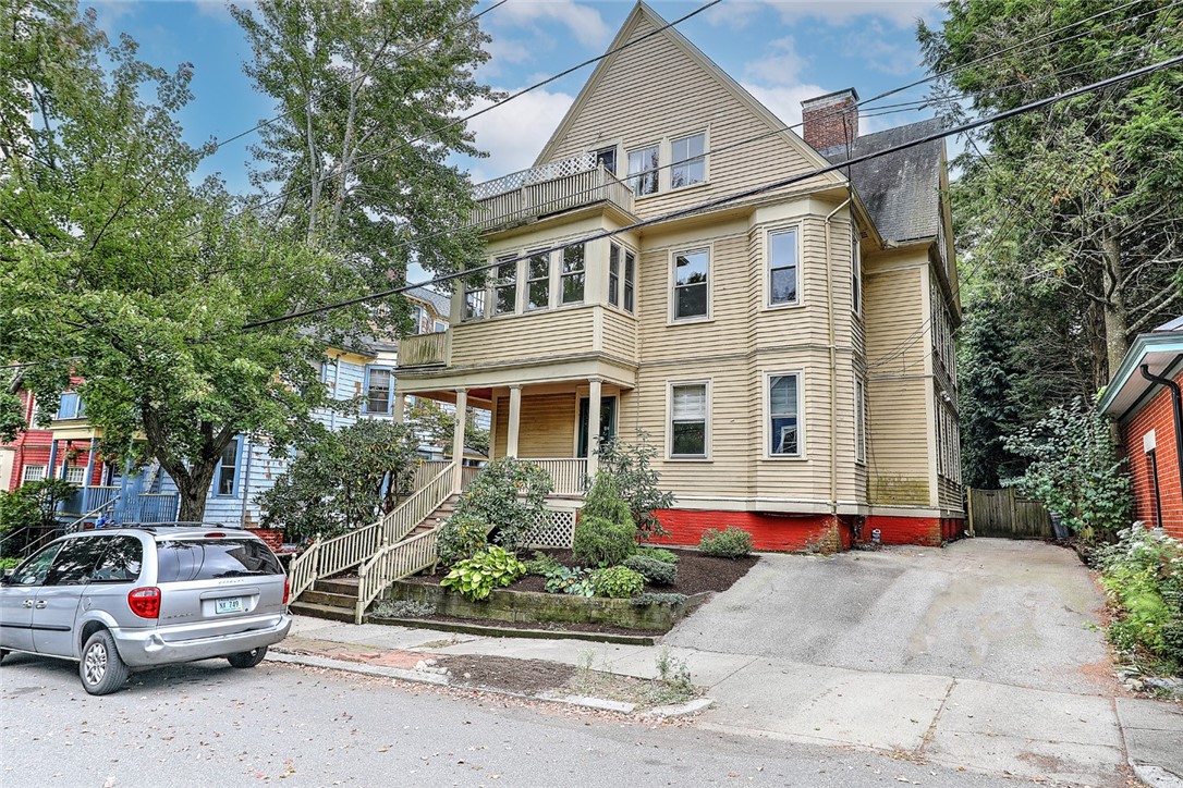 Creighton St, Providence, RI 02906