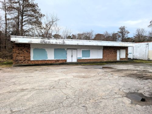 2010 Princess Place Dr, Wilmington, NC, 28405-2730 | Card Image