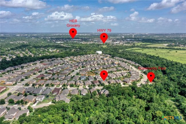 Aerial perspective of neighborhood | Image 43