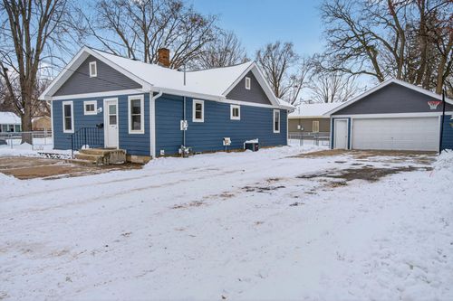1891 4th St, White Bear Lake, MN, 55110-3164 | Card Image