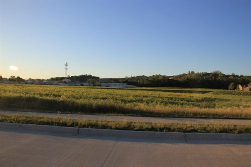 705 Lindgren Way, Sergeant Bluff, IA, 51054 | Card Image