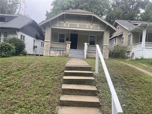 5616 Garfield Ave, Kansas City, MO, 64130-3338 | Card Image
