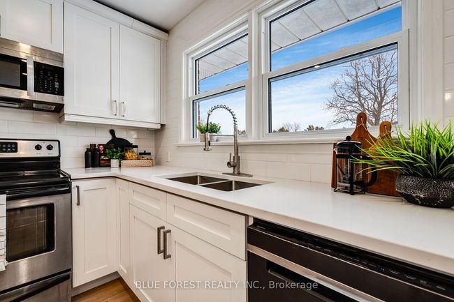 25172 St Clair Rd, House other with 3 bedrooms, 1 bathrooms and 4 parking in Dover Centre ON | Image 12