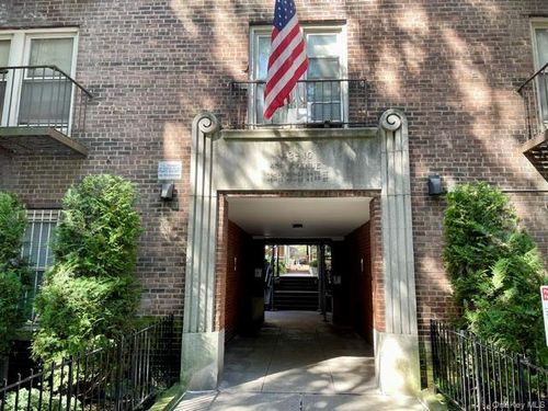 4f-43-10 48th Ave, Woodside, NY, 11377-6200 | Card Image