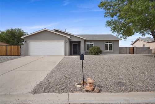 5 Alamosa Loop, Los Lunas, NM, 87031-7981 | Card Image